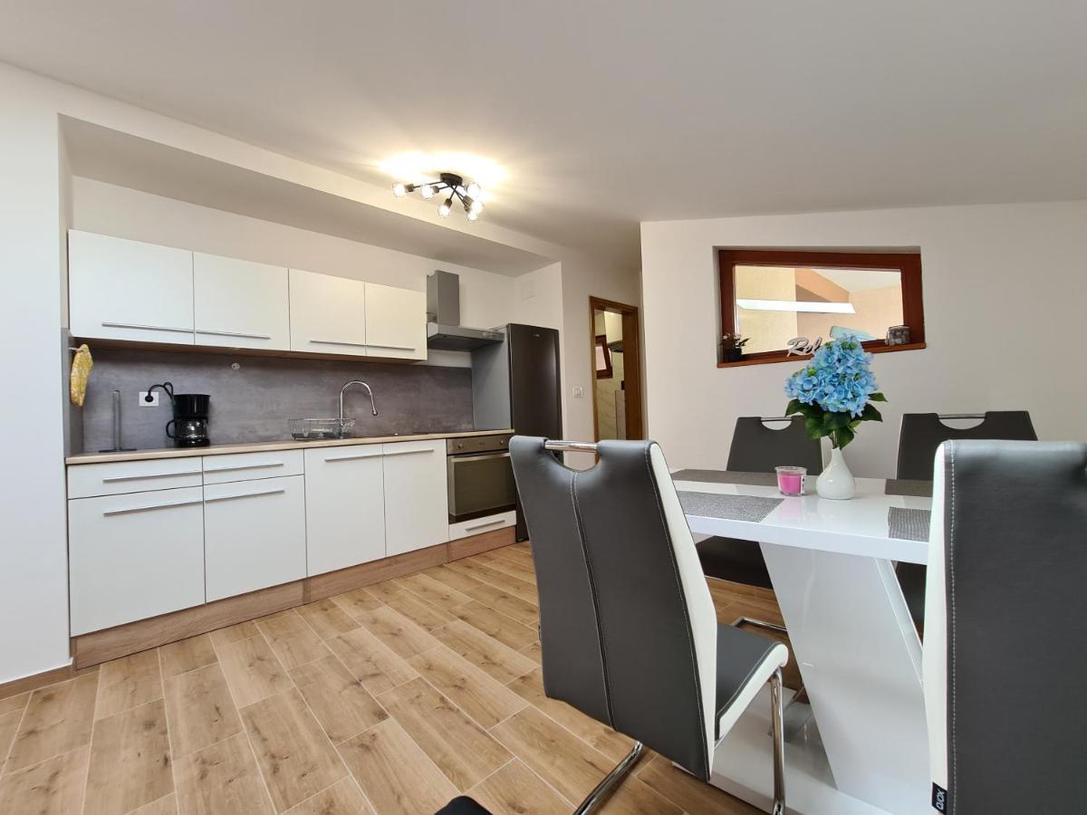 Apartments Beleca Biograd na Moru Szoba fotó